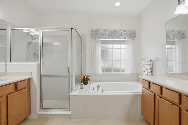 3014 ZANDER DRIVE, Grand Island, FL 32735