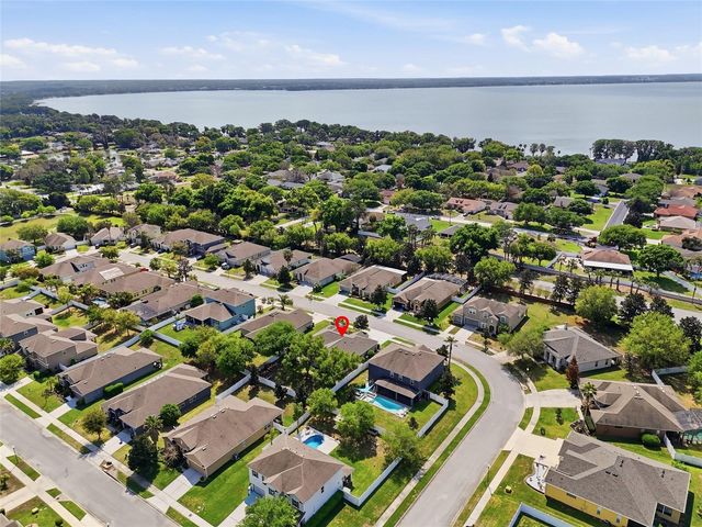 3014 ZANDER DRIVE, Grand Island, FL 32735