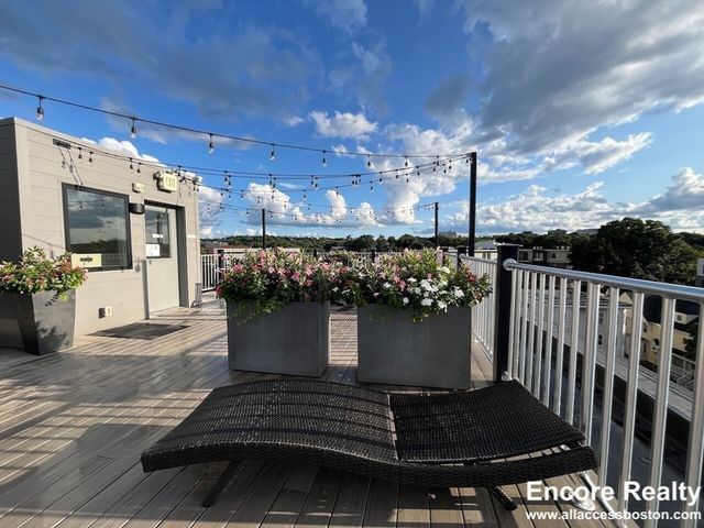 1 Everett St. 202, Boston, MA 02134