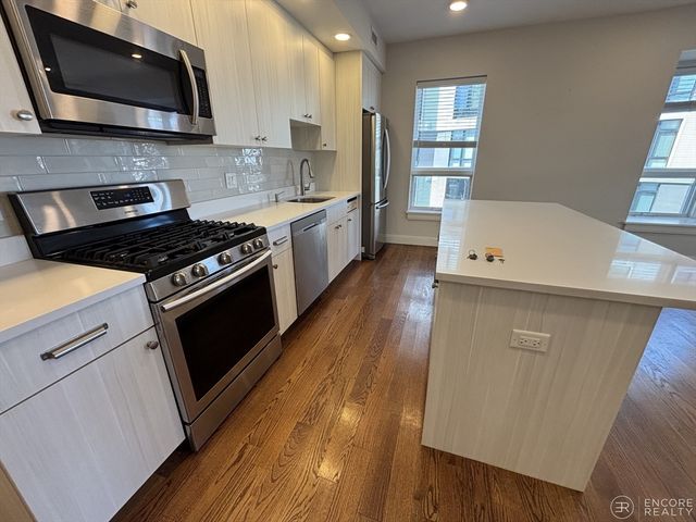 1 Everett St. 202, Boston, MA 02134