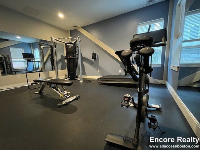 1 Everett St. 202, Boston, MA 02134