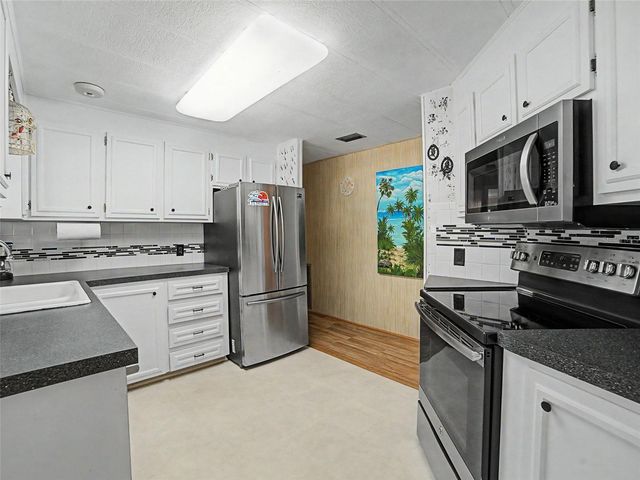 701 SUGAR PALM STREET, Largo, FL 33778