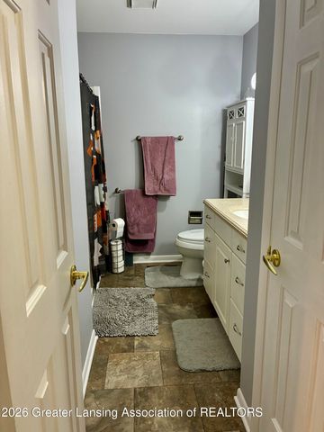 513 N Scott Street, Dewitt, MI 48820