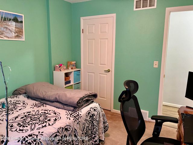 513 N Scott Street, Dewitt, MI 48820