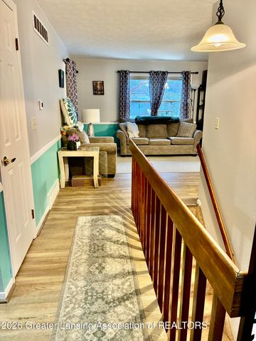 513 N Scott Street, Dewitt, MI 48820