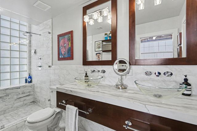 204 Travis Street 4E, Houston, TX 77002