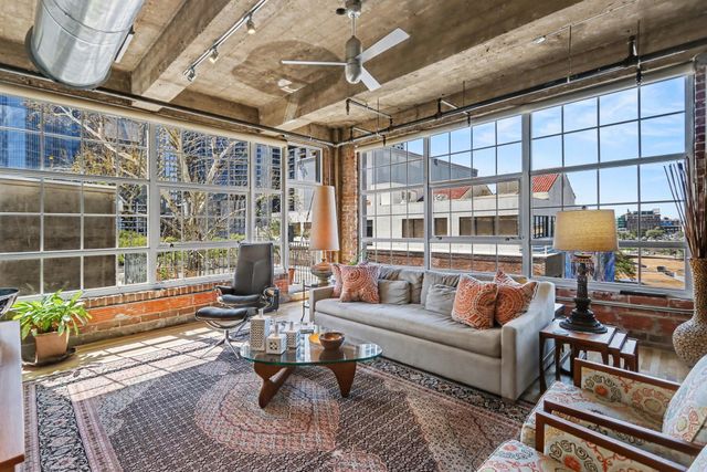 204 Travis Street 4E, Houston, TX 77002