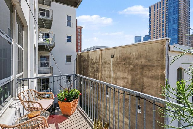 204 Travis Street 4E, Houston, TX 77002