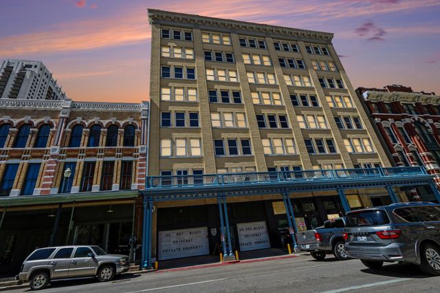 204 Travis Street 4E, Houston, TX 77002