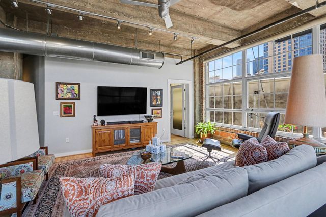 204 Travis Street 4E, Houston, TX 77002