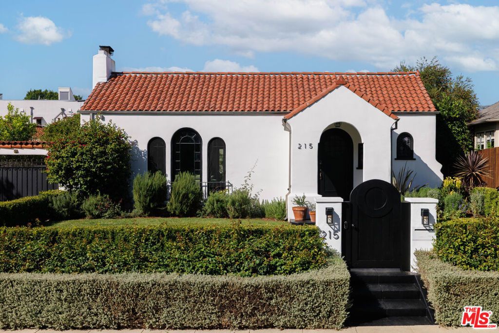 215 N Gower Street, Los Angeles, CA 90004 — photo 2