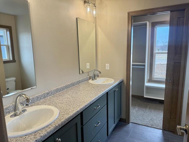 1480 BIRCH HILL LANE, Shawano, WI 54166