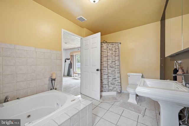 228 BRIDGE ST, Collegeville, PA 19426