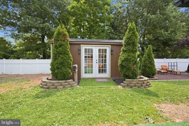 228 BRIDGE ST, Collegeville, PA 19426