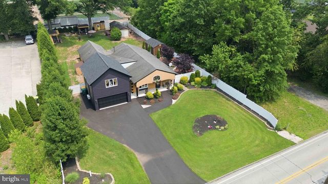 228 BRIDGE ST, Collegeville, PA 19426