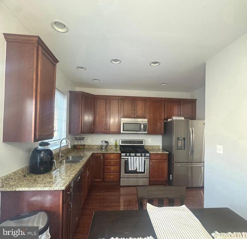 42880 PAMPLIN, Chantilly, VA 20152