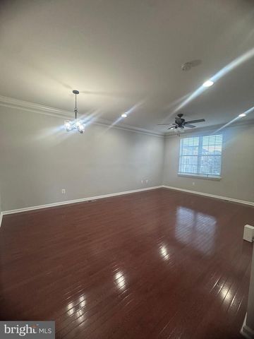 42880 PAMPLIN, Chantilly, VA 20152