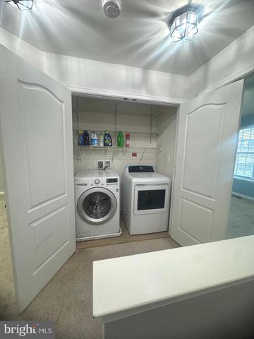 42880 PAMPLIN, Chantilly, VA 20152