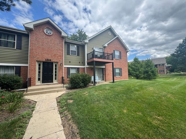 1344 McDowell Road 201, Naperville, IL 60563