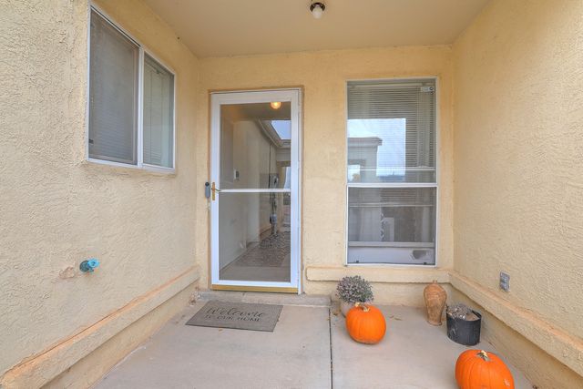 1062 Cactus Drive NE, Rio Rancho, NM 87144