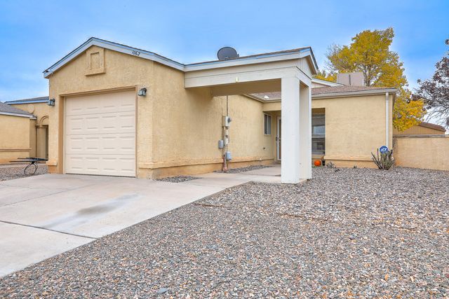 1062 Cactus Drive NE, Rio Rancho, NM 87144