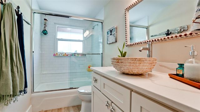 522 68TH STREET, Holmes Beach, FL 34217