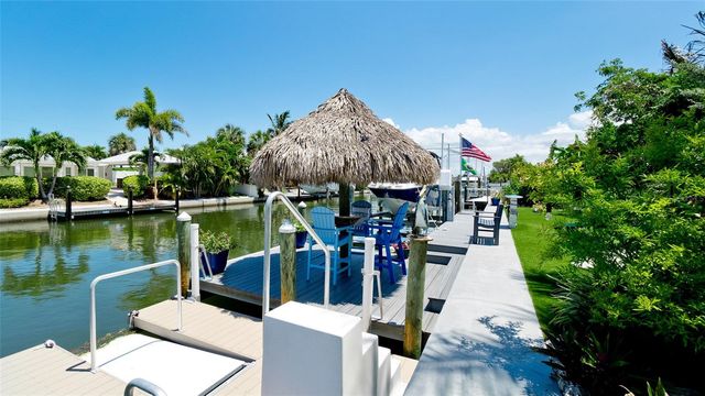 522 68TH STREET, Holmes Beach, FL 34217