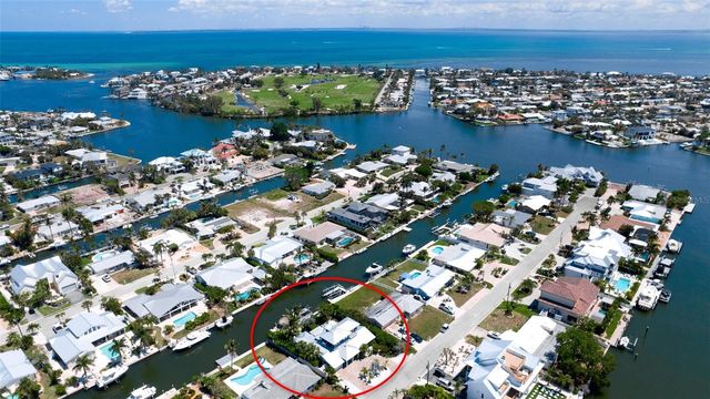 522 68TH STREET, Holmes Beach, FL 34217