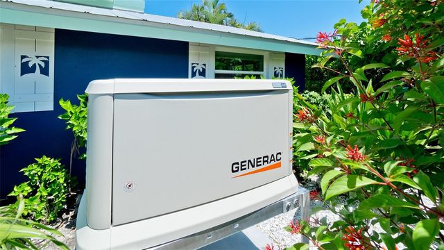 522 68TH STREET, Holmes Beach, FL 34217