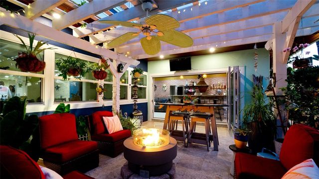 522 68TH STREET, Holmes Beach, FL 34217