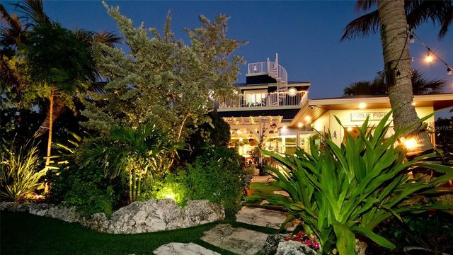 522 68TH STREET, Holmes Beach, FL 34217