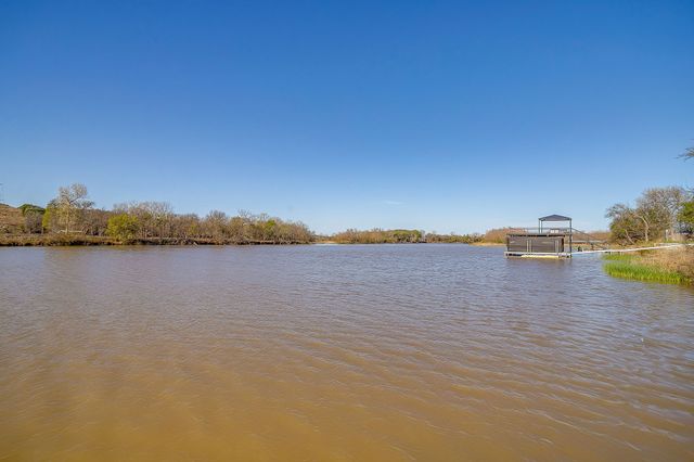 175 Tin Top Estates Road, Weatherford, TX 76087