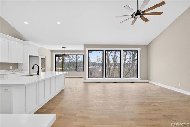 4085 Metamora Ridge, Metamora, MI 48455