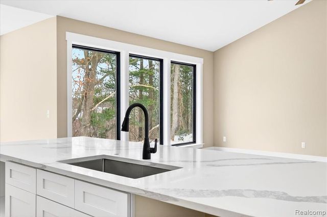 4085 Metamora Ridge, Metamora, MI 48455