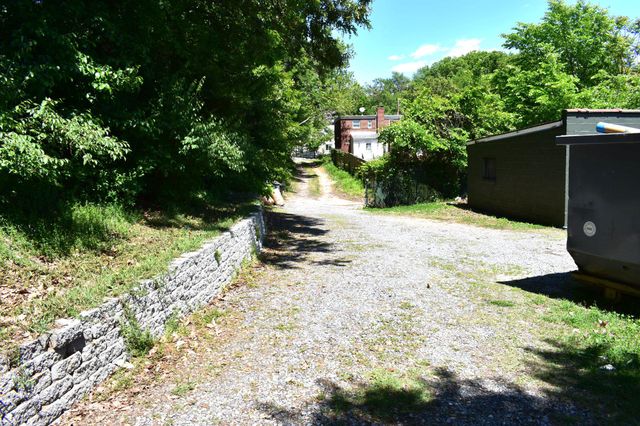 3024 STANTON RD SE, Washington, DC 20020