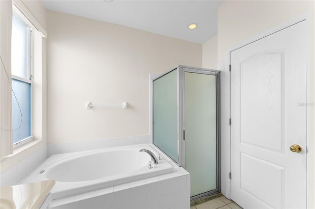 10416 MEADOW SPRING DRIVE, Tampa, FL 33647