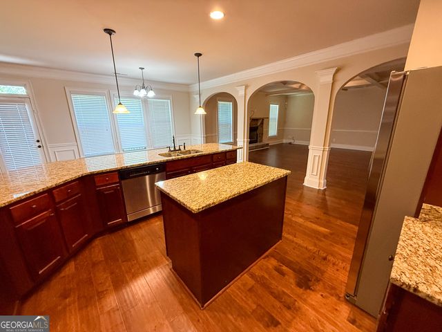 870 Clifton Springs Close Drive, Atlanta, GA 30349