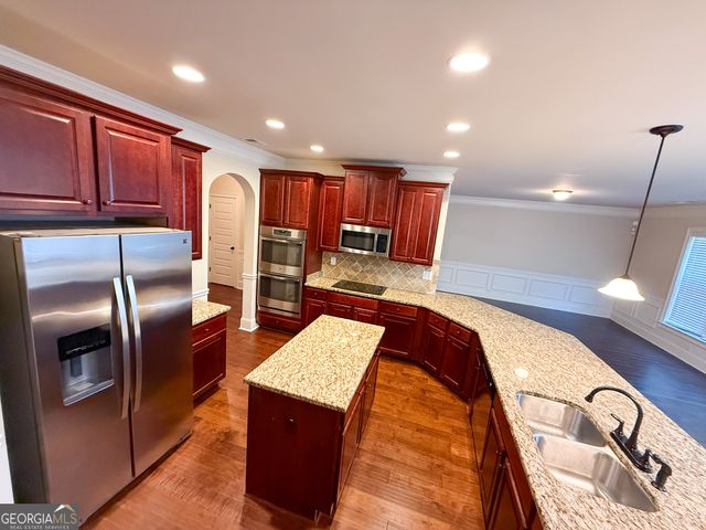 870 Clifton Springs Close Drive, Atlanta, GA 30349