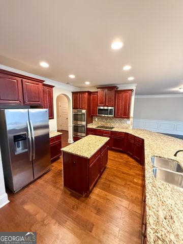 870 Clifton Springs Close Drive, Atlanta, GA 30349