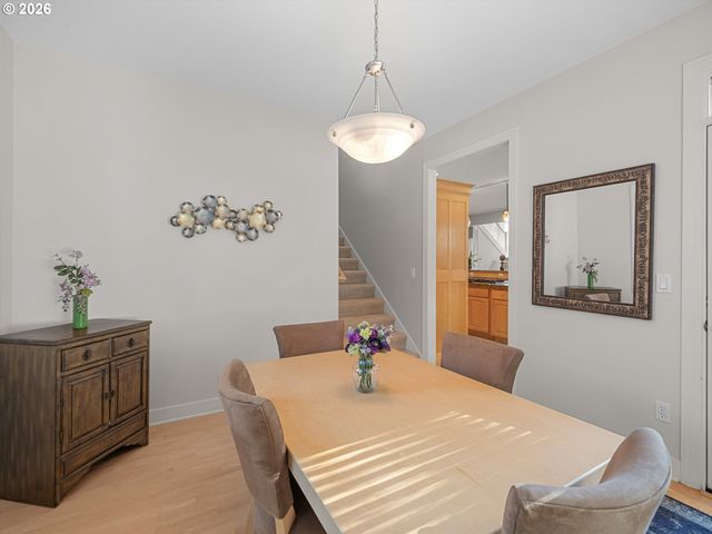12852 Nw WAKER Dr, Portland, OR 97229