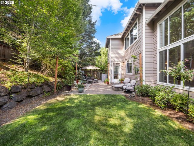 12852 Nw WAKER Dr, Portland, OR 97229