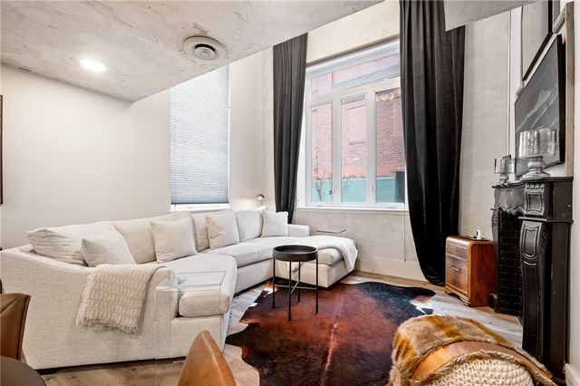 325 S Highland Ave 103, Shadyside, PA 15206