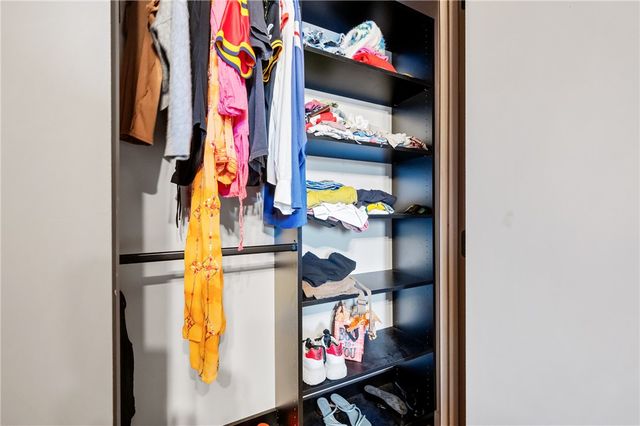 325 S Highland Ave 103, Shadyside, PA 15206