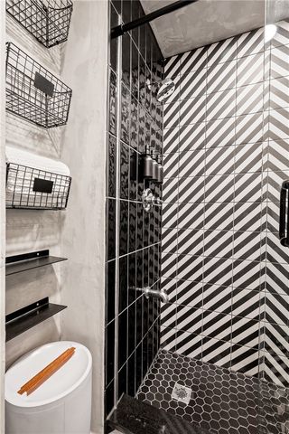 325 S Highland Ave 103, Shadyside, PA 15206