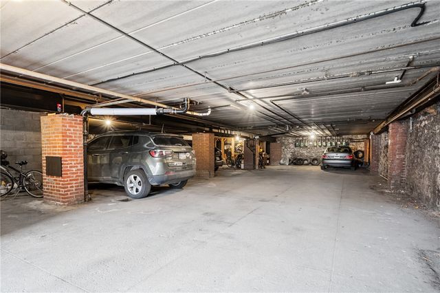 325 S Highland Ave 103, Shadyside, PA 15206