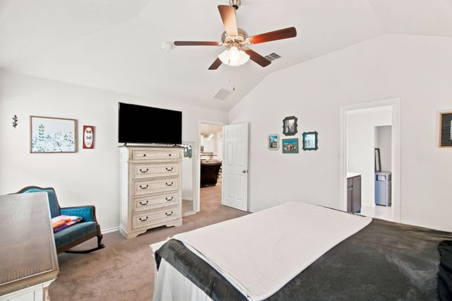 3901 Kensington Drive, Sanger, TX 76266