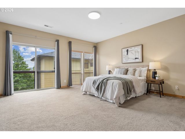 5123 S CORBETT Ave E, Portland, OR 97239