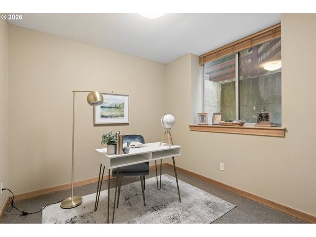 5123 S CORBETT Ave E, Portland, OR 97239