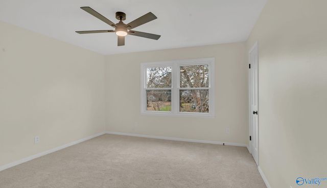 1925 Edenton Drive SW, Huntsville, AL 35803