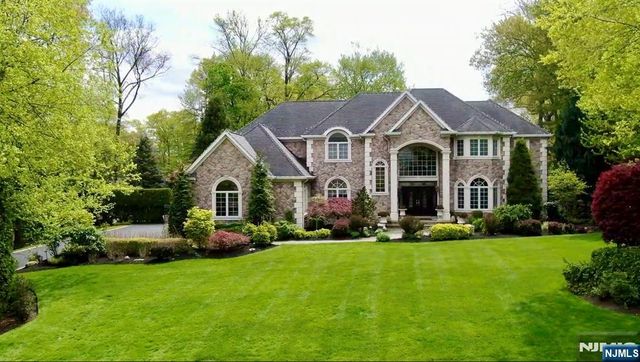 457 Devonshire Drive, Franklin Lakes, NJ 07417